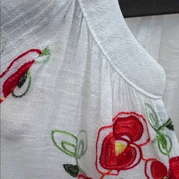 Embroidered Floral Button-Front Women’s Top in White with Red & Yellow Flowers - Picture 6 of 10
